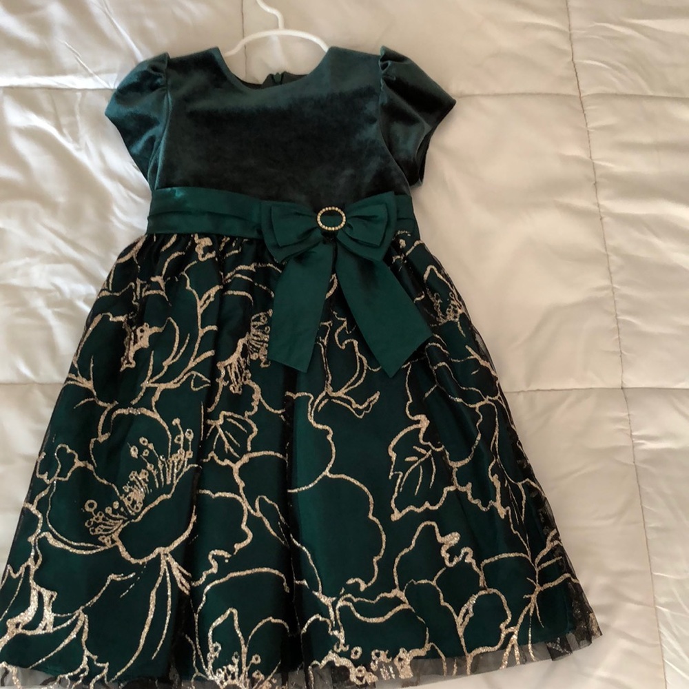Formal green winter dress, sz 4